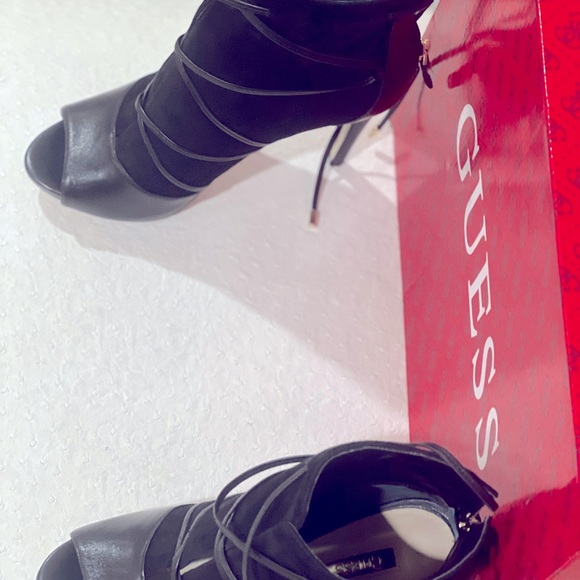 Black GUESS Ayana ankle boots - Picture 3 of 5